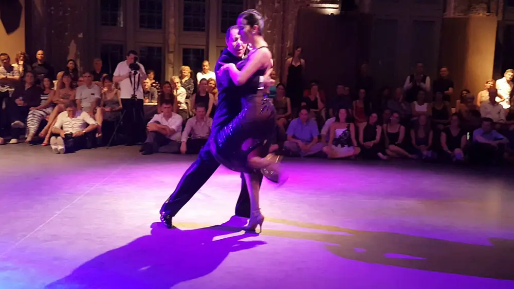 Video thumbnail for Miguel Angel Zotto e Daiana Guspero - Antwerpen Tango Festival