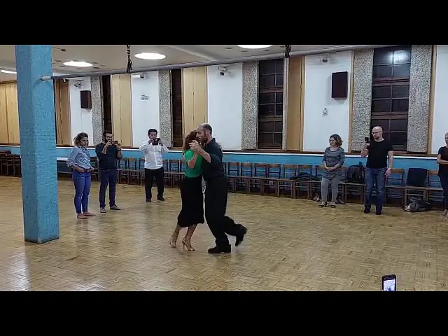 Video thumbnail for “Silueta Porteña” Francisco Canaro bailan Graciana Romeo & Juan Capriotti
