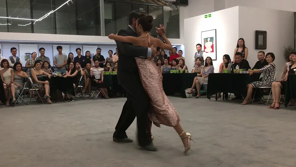 Video thumbnail for Andres Laza Moreno y Luciana Arregui, Grand Milonga in Beijing (1/4), 12 Aug 2018
