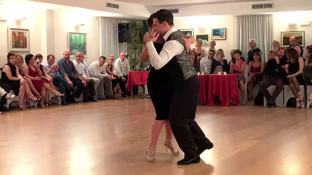 Video thumbnail for Gioia Abballe y Simone Facchini 2019 Milonga - Tango Arrabal Sesto al Reghena Pordenone