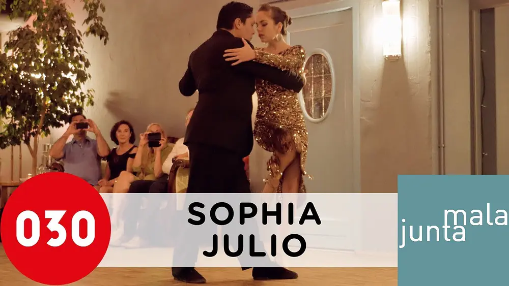 Video thumbnail for Sophia Paul and Julio Cesar Calderon – Te quedaras en mi vida