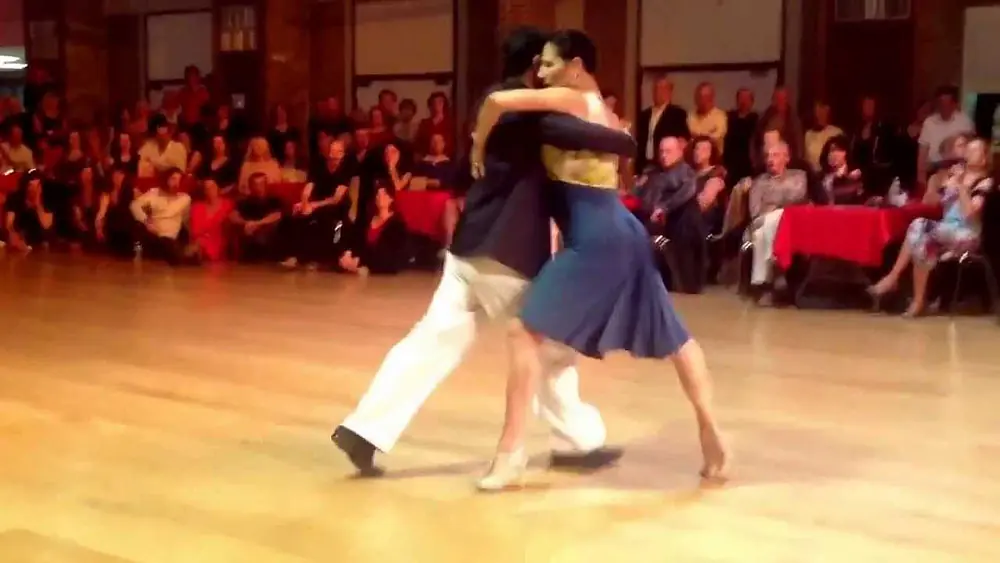 Video thumbnail for Ozgur Karahan et Maria Filali à Lille Première improvisation tango: Estoy pagando la culpa