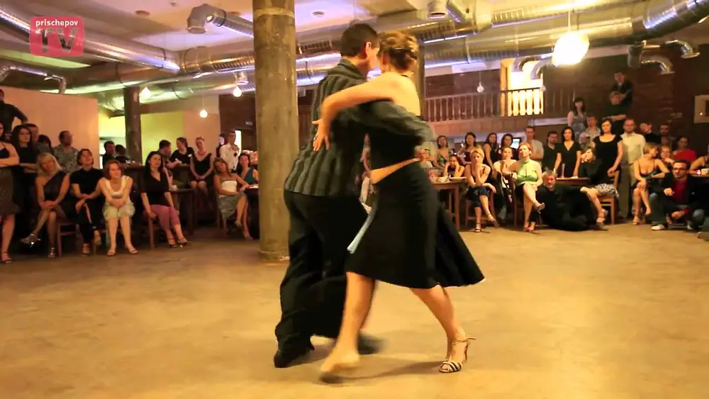 Video thumbnail for Valentina Ustinova and Michael Watson, Tangojunta - Argentine Tango Festival in Moscow  24.04.2011