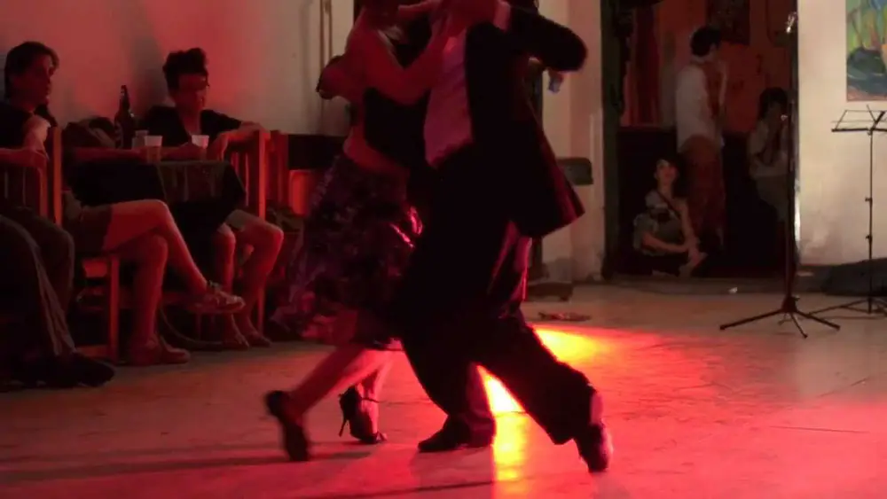 Video thumbnail for Tango - Leonardo Pankow & Guadalupe Ponzelli - Porque regresas tu