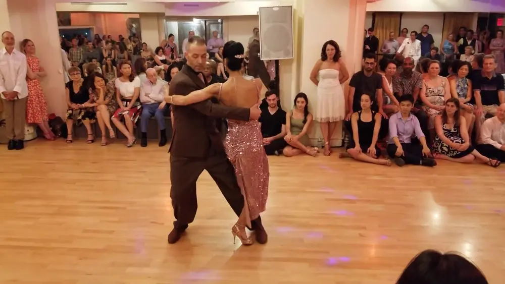 Video thumbnail for Argentine tango: Paula Duarte & Michael Nadtochi - Fuimos