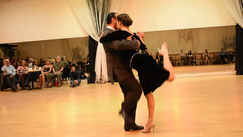 Video thumbnail for Andres Bravo & Sarita Apel at Milonga Nocturna 05.04.19