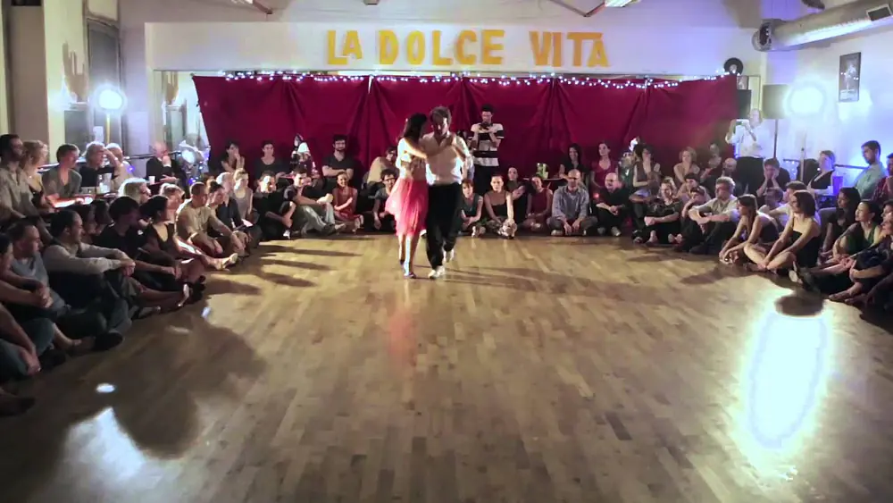 Video thumbnail for Pablo Inza et Sofia Saborido - 2/5 - La Dolce Vita - 13/04/2014