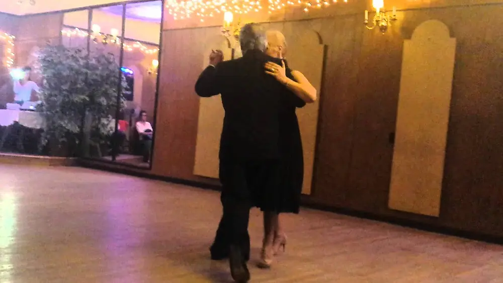 Video thumbnail for Argentine tango: Maria Silvia & Alfredo Alonso - Yuyo Verde