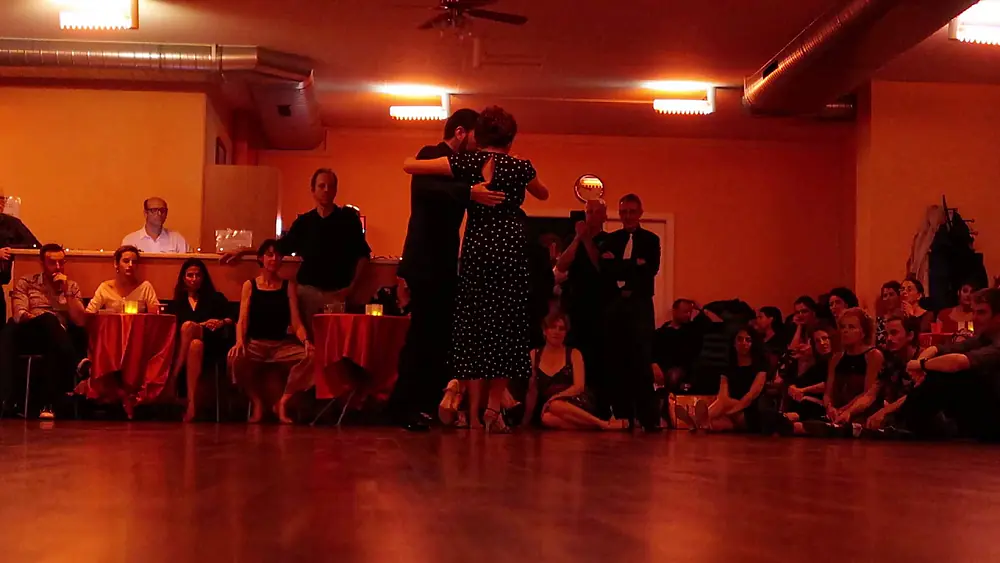 Video thumbnail for 2019.05.25 - Demián Garcia baila con Catherine Vuillemier en Lausanne 001