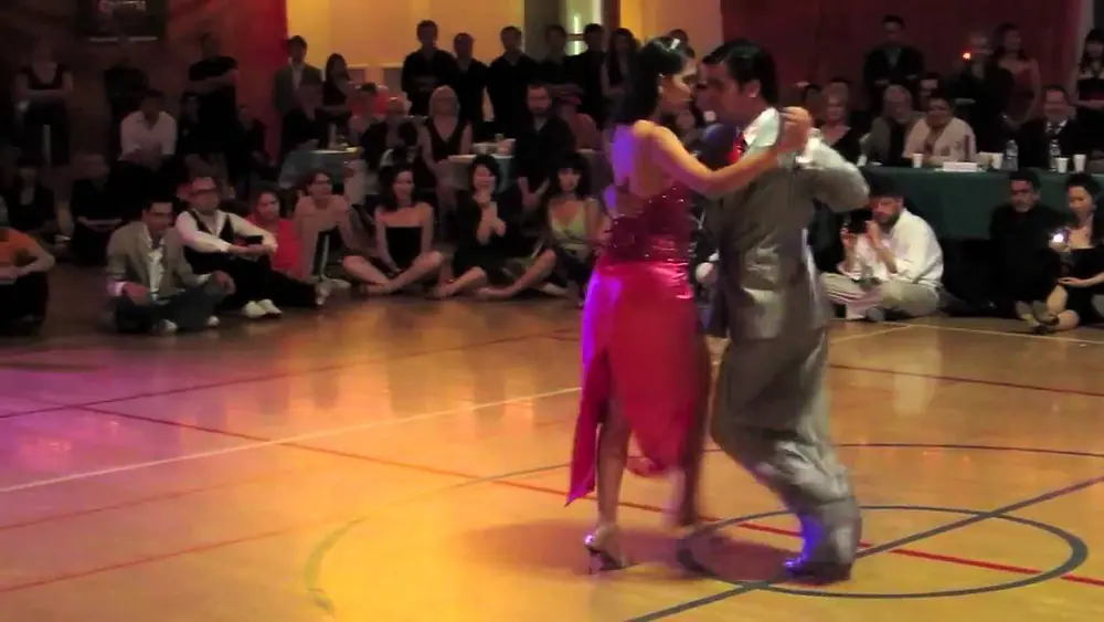 Video thumbnail for Sebastián Achaval & Roxana Suarez SMITH 2011 Tango Festival (2 vals)
