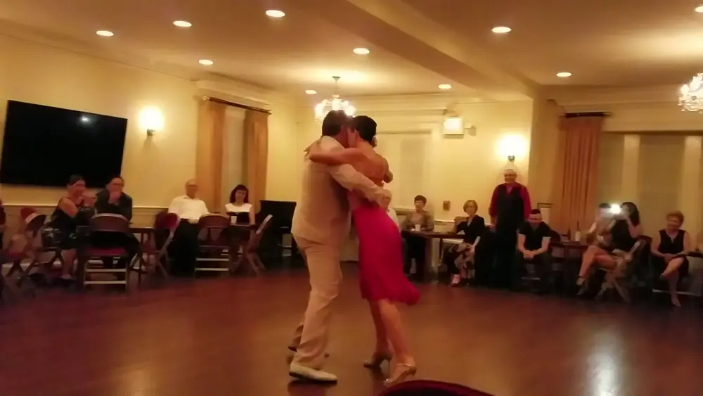 Video thumbnail for Virginia Vasconi+Julio Balmaceda dancing a milonga at El Chamuyo