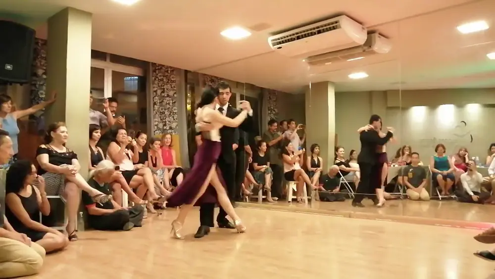 Video thumbnail for Laia Barrera & Diogo de Carvalho - Luciano Bastos Escola de dança, Rio de Janeiro @laiabarrerac