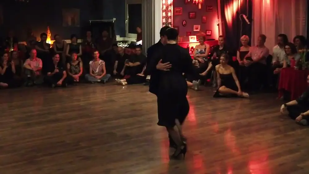 Video thumbnail for Ariadna Naveira & Fernando Sanchez dance Anibal Troilo's De pura cepa