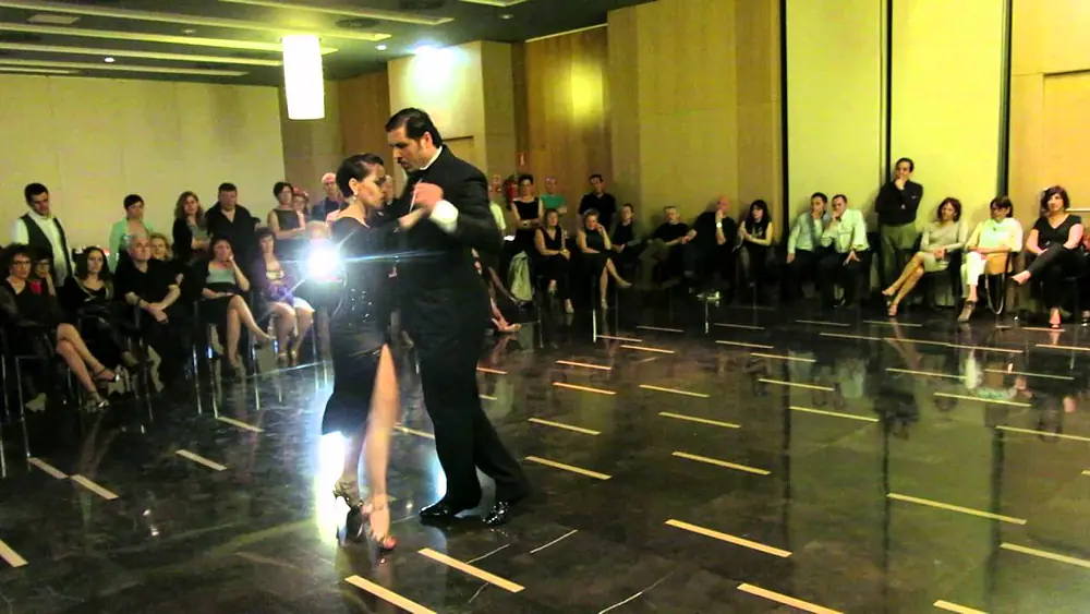 Video thumbnail for Veronica Palacios & Omar Quiroga, 2- tango Zaragoza, EL GARAGE - aBRIL 2016