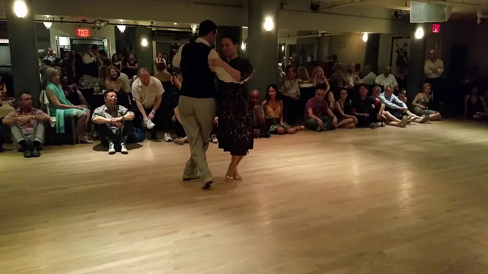 Video thumbnail for Argentine tango: Michelle Lamb and Murat Erdemsel - En Esta Tarde Gris