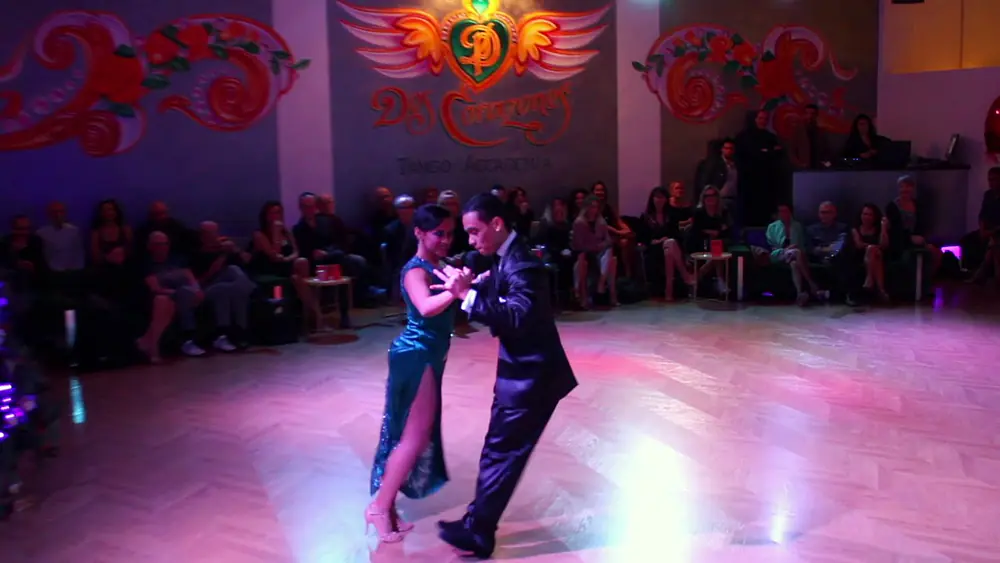 Video thumbnail for Juan David Vargas y Paulina Mejia 3/4 - 2 Corazones Tango Accademia Rimini 4/1/2019