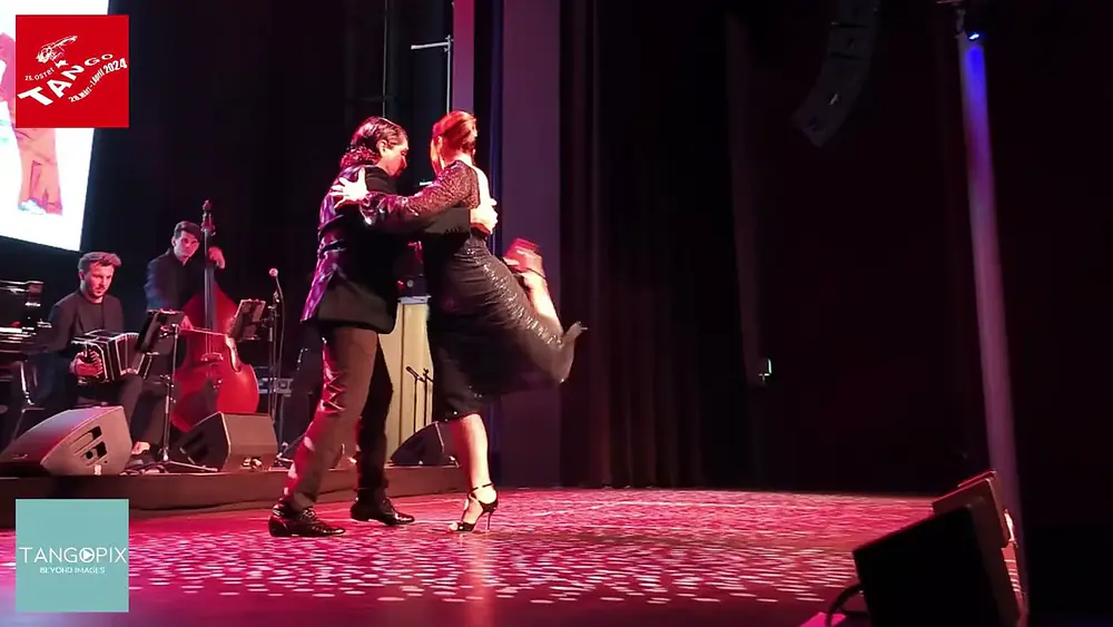 Video thumbnail for Ariadna Naveira & Fernando Sanchez dance Bandonegro - El Huracán (live)