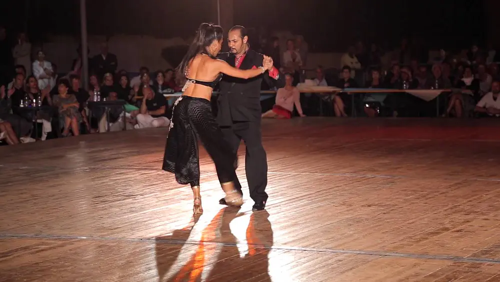 Video thumbnail for Nora Witanowsky y Juan Carlos Martinez 3 - Elba World Tango Festival 2016