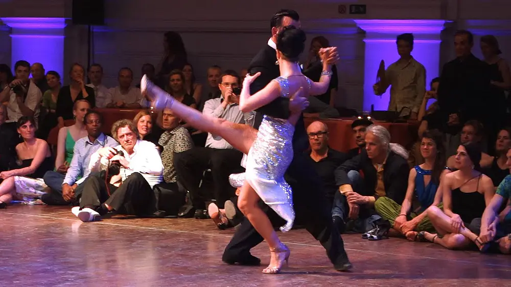 Video thumbnail for Tango: Anibal Lautaro y Valeria Maside, 29/04/2016, Brussels Tango Festival #2/3