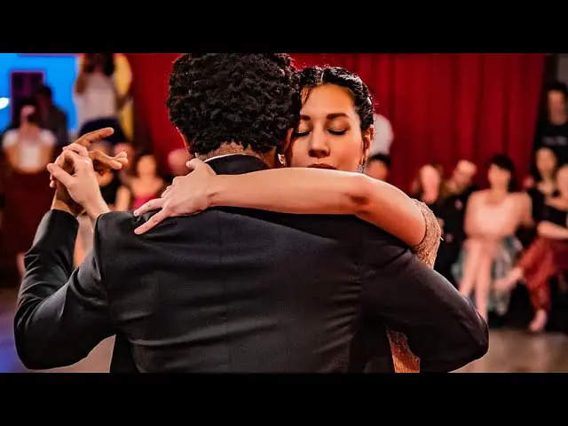 Video thumbnail for Silvina Tse & Julio Alvarez dancing Te amaré by Silvio Rodríguez
