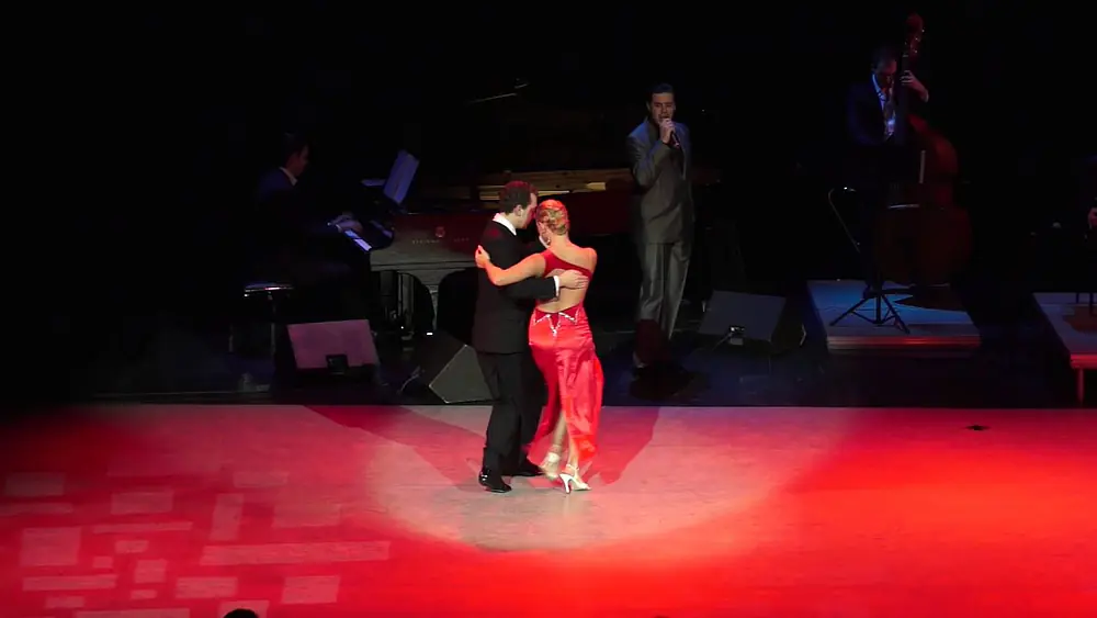 Video thumbnail for Solo tango orquesta, Dmitry  Astafiev & Taisia Volohova, Sergio Ugarte
