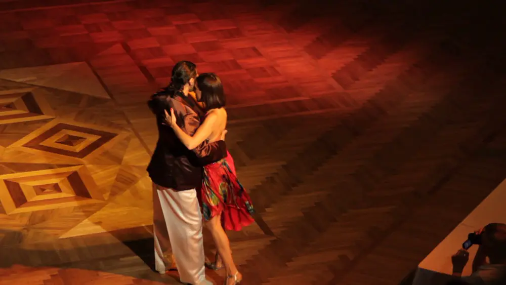 Video thumbnail for Gisela Paula Natoli & Gustavo Rosas, 2014 White Nights tango festival