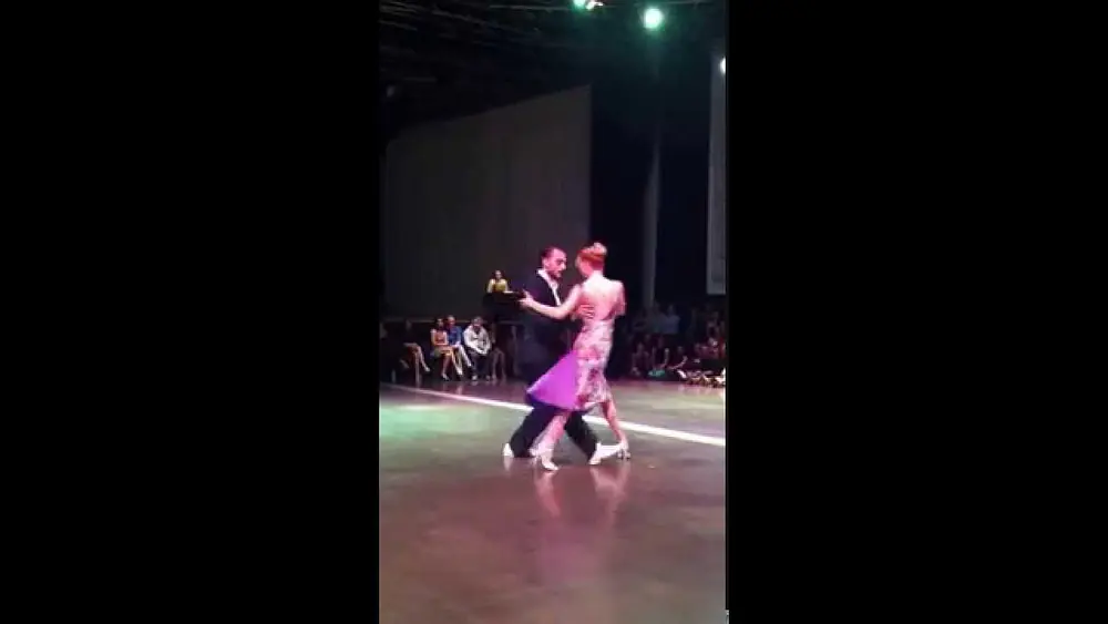 Video thumbnail for Gianpiero Galdi e Nadia Cronidu - Que Importa - Firenze Tango Festival 2014