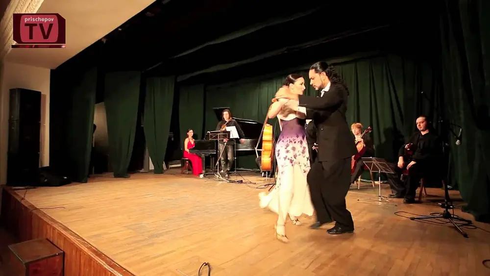 Video thumbnail for Orlando Farias  & Silvia Fuentes, Russia, Moscow,  Shou "El Tango de Plata", www.prischepov.ru (2)