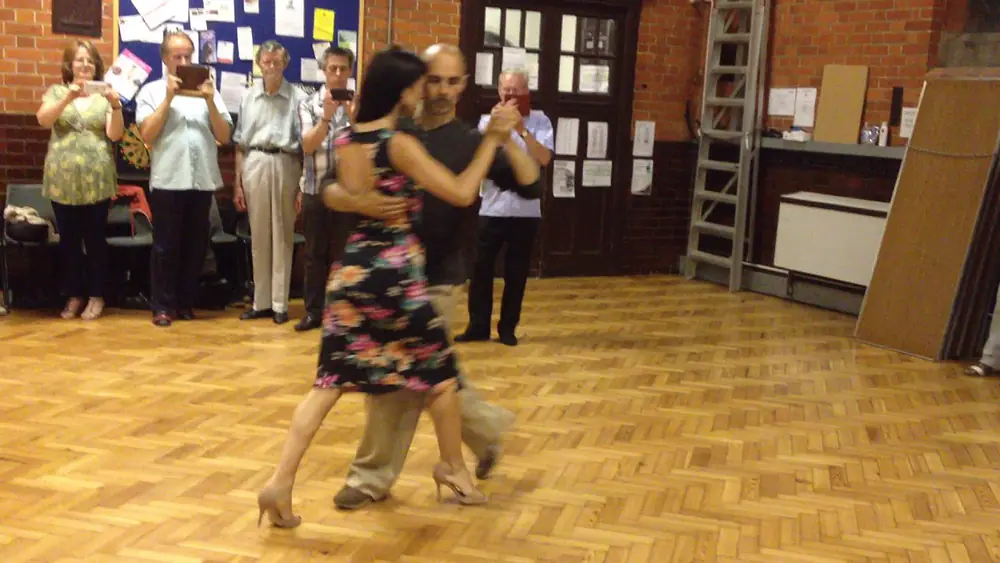 Video thumbnail for Richard Manuel & Paula Duarte after- class demonstration at Reading Tango Club
