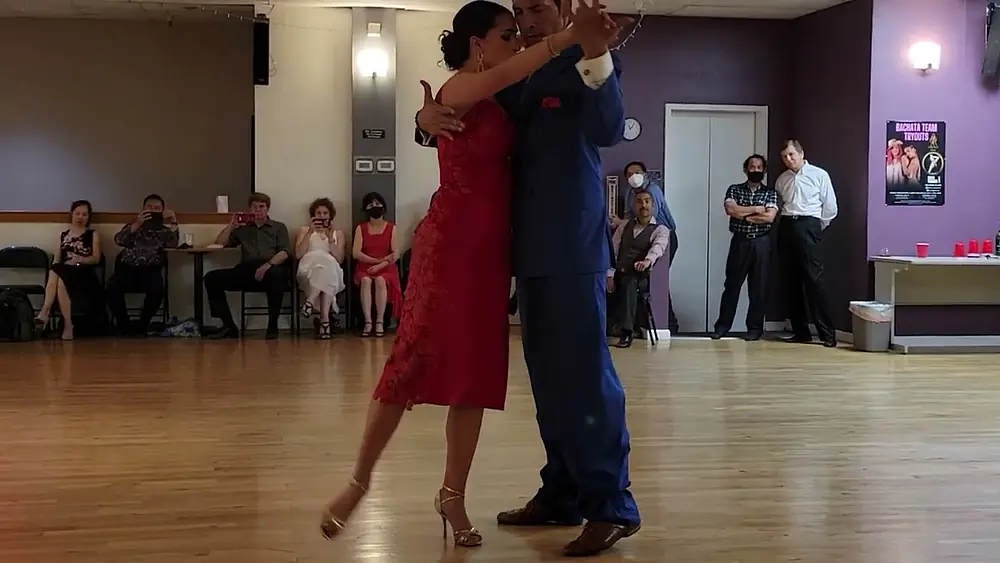 Video thumbnail for Maxi Copello y Raquel Makow @ Dance Boulevard on 06/10/22 (3/3)