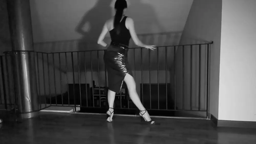 Video thumbnail for Tango Practice _ Isabella Fusi dancing TheRollingStones