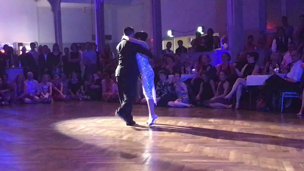 Video thumbnail for 2018 Karlsruhe Tangofestival - Clarisa Aragon & Jonathan Saavedra  (2/5)