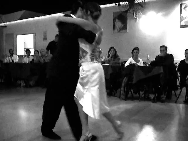Video thumbnail for Ariel Taritolay y Natasha Arape en Porteño y Bailarin 1