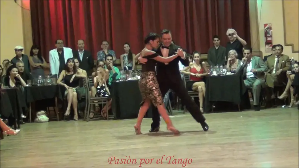 Video thumbnail for CARLA ESPINOZA y GABRIEL MISSE bailando el Tango PACIENCIA en YIRA YIRA MILONGA