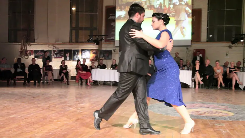 Video thumbnail for Fernando Sanchez et Ariadna Naveira "Alma De Loca" (tango) 2de4