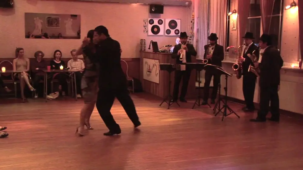 Video thumbnail for Roberto Zuccarino & Magdalena Valdez (Los Zucca) dance at Los Locos - Live Music: Pannonica Quartet
