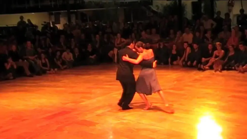 Video thumbnail for Invierno Tango Festival Esteban Moreno y Claudia Codega - "Garras" par Troilo