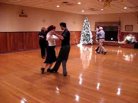 Video thumbnail for Excerpt from Argentine Tango lesson taught by Michael Nadtochi and Angeles Chanaha