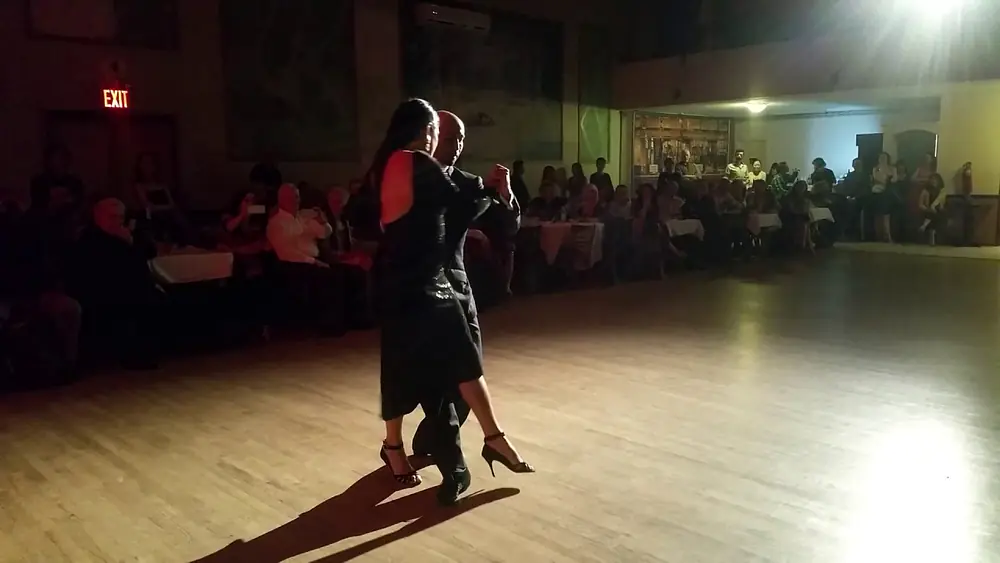 Video thumbnail for Argentine tango María Inés Bogado & Orlando Reyes Ibarra - Soy Aquel Viajero