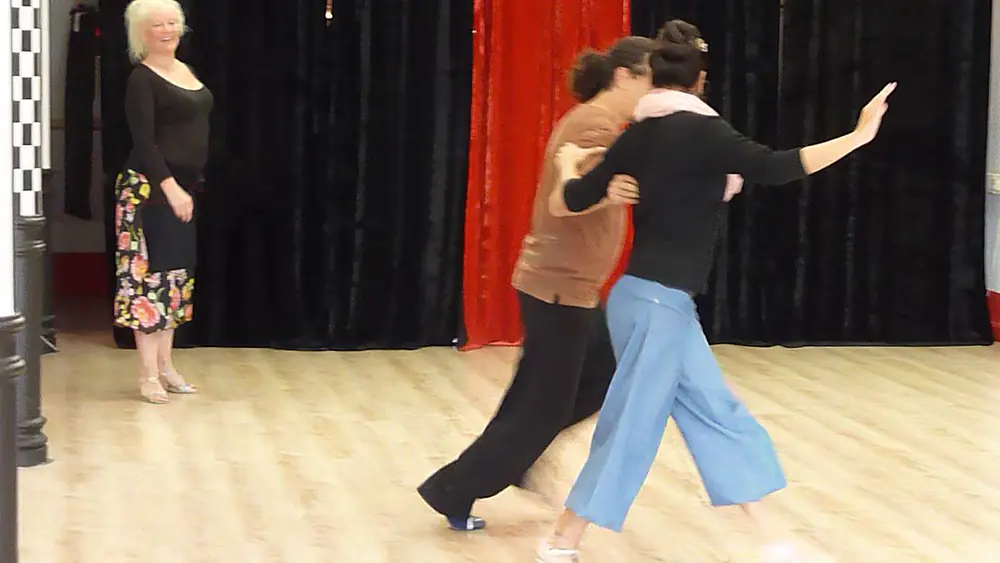 Video thumbnail for Juan Alba, Elvira Malishevskaya & Mariana Soler - tango for three