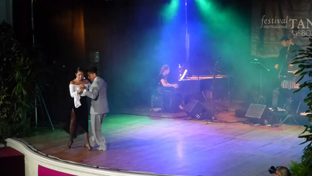 Video thumbnail for Roxana Suarez e Sebastian Achaval - Festival Internacional de Tango de Lisboa 5/6/2015