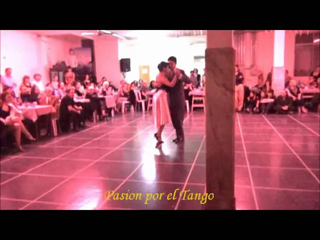 Video thumbnail for MARIA INES BOGADO y SEBASTIAN JIMENEZ bailando el tango NADA en FLOREAL MILONGA