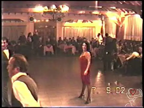Video thumbnail for 08- 2002 Bailan El Pibe Avellaneda y Yuyú Herrera, milonga