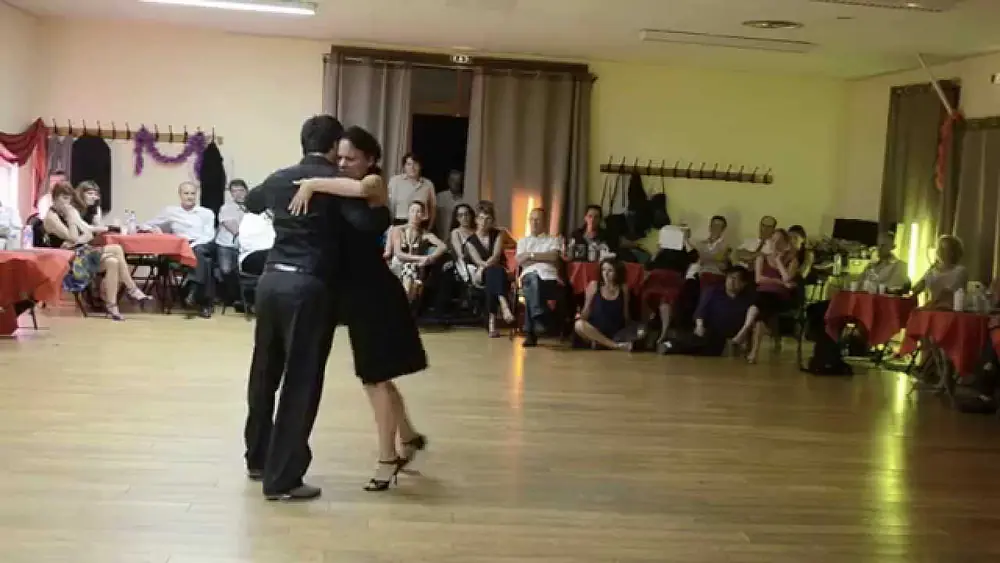 Video thumbnail for Celine Giordano y Alexis Quezada - Poitiers, Francia - Tango