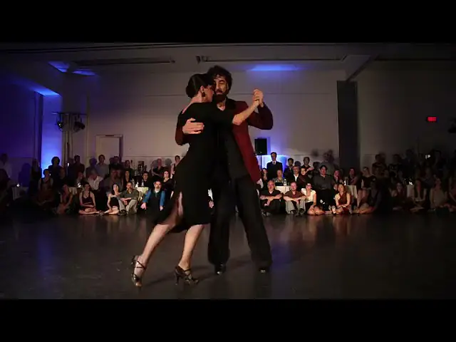 Video thumbnail for Pablo Verón & Cecilia Capello dance Carlos di Sarli - Nada