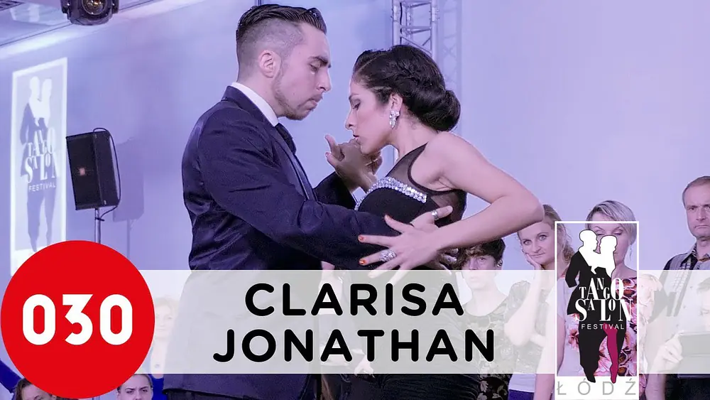 Video thumbnail for Clarisa Aragon and Jonathan Saavedra – Malandraca #ClarisayJonathan