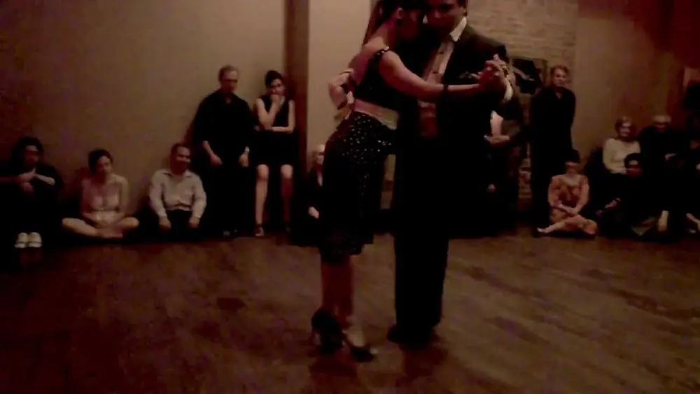 Video thumbnail for Argentine tango: Gabriel Missé & Analía Centurión - Paciencia