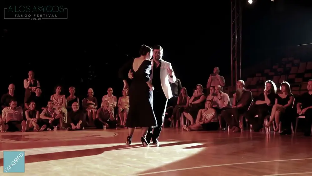 Video thumbnail for Ariadna Naveira & Fernando Sanchez dance Caravan - Mozo Guapo