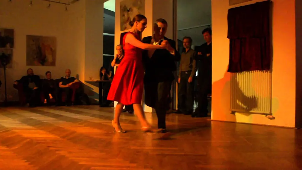 Video thumbnail for Maria Antonieta Tuozzo und Ezequiel Herrera Petrakis in Dortmund Februar 2014 Tango 1