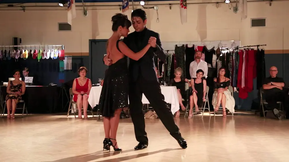 Video thumbnail for FEDERICO NAVEIRA et SABRINA MASSO "Pata Ancha" (tango)